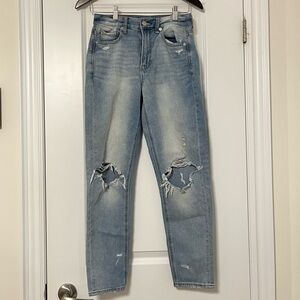 American Eagle Mom Jean